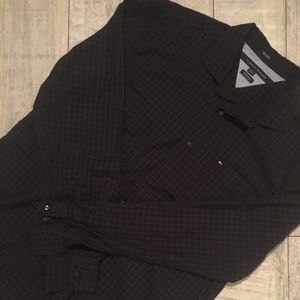 Tommy Hilfiger casual button up shirt